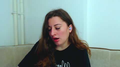 Snapshot of helen_adams_ chatting on 12/20/24, 05:04 helen_adams_ online show from 12/20/24, 05:04