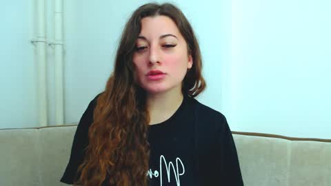 Snapshot of helen_adams_ chatting on 12/25/24, 01:51 helen_adams_ online show from 12/25/24, 01:51