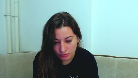 Snapshot of helen_adams_ chatting on 01/05/25, 07:07 helen_adams_ online show from 01/05/25, 07:07