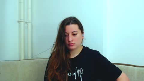 Snapshot of helen_adams_ chatting on 01/07/25, 05:01 helen_adams_ online show from 01/07/25, 05:01