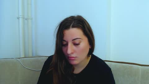 Snapshot of helen_adams_ chatting on 01/08/25, 10:37 helen_adams_ online show from 01/08/25, 10:37