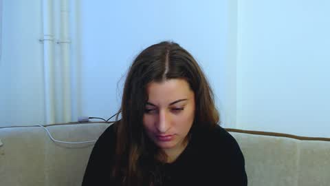 Snapshot of helen_adams_ chatting on 01/10/25, 11:22 helen_adams_ online show from 01/10/25, 11:22