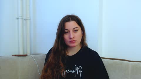 Snapshot of helen_adams_ chatting on 01/13/25, 09:30 helen_adams_ online show from 01/13/25, 09:30