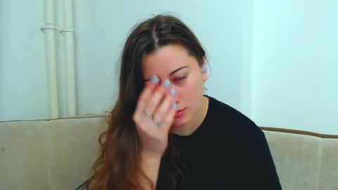 Snapshot of helen_adams_ chatting on 01/15/25, 04:47 helen_adams_ online show from 01/15/25, 04:47