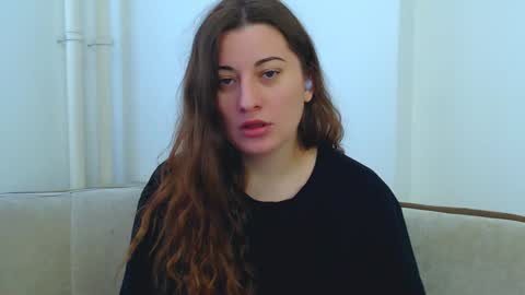 Snapshot of helen_adams_ chatting on 02/06/25, 09:00 helen_adams_ online show from 02/06/25, 09:00