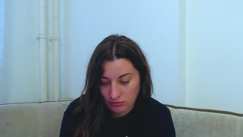 Snapshot of helen_adams_ chatting on 03/05/25, 11:17 helen_adams_ online show from 03/05/25, 11:17