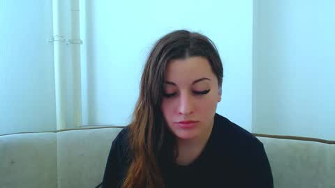 Snapshot of helen_adams_ chatting on 03/10/25, 09:32 helen_adams_ online show from 03/10/25, 09:32