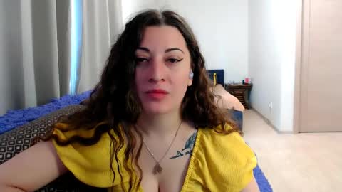 helen_adams_ online show from 05/13/26, 05:27