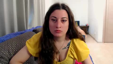 helen_adams_ online show from 05/14/26, 06:31