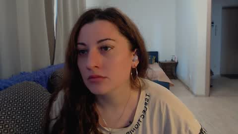 Snapshot of helen_adams_ chatting on 07/06/26, 06:10 helen_adams_ online show from 07/06/26, 06:10