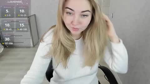 Snapshot of helen_angel_girl chatting on 02/09/26, 08:18 Helen sven online show from 02/09/26, 08:18