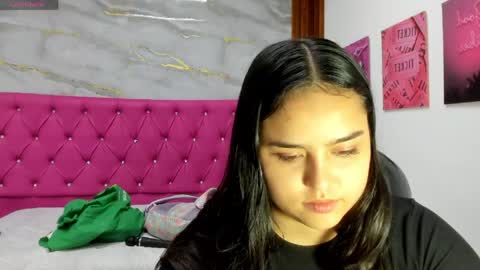 Snapshot of helen_russoo chatting on 04/29/26, 06:47 Helen online show from 04/29/26, 06:47