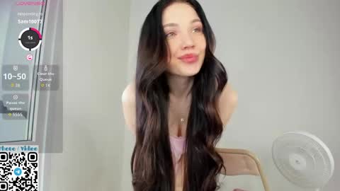 Snapshot of helen_sparkk chatting on 05/01/26, 01:10 helen_sparkk online show from 05/01/26, 01:10