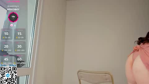 Snapshot of helen_sparkk chatting on 06/13/26, 01:14 helen_sparkk online show from 06/13/26, 01:14