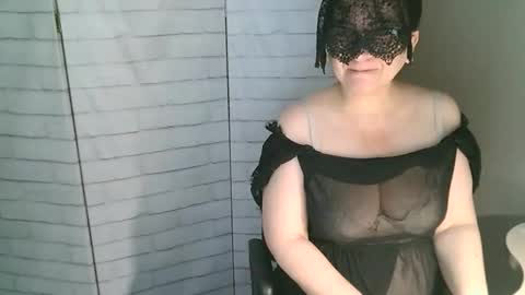 Helen online show from 05/02/26, 04:06