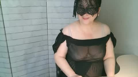Helen online show from 05/05/26, 05:15