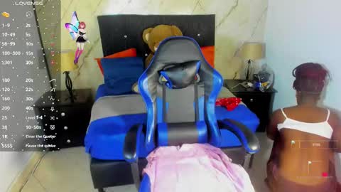 Snapshot of helena_copper chatting on 11/26/25, 01:34 HELENA COPPER online show from 11/26/25, 01:34