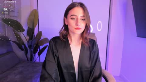 Snapshot of helena_lorente chatting on 12/09/24, 02:34 Helen online show from 12/09/24, 02:34