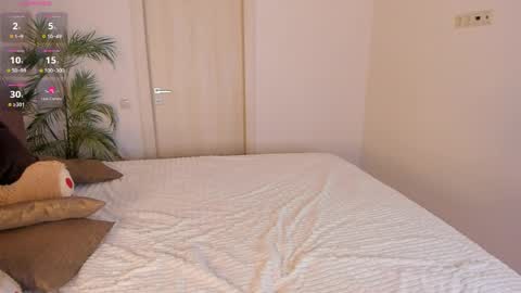 Snapshot of helena_lorente chatting on 04/02/26, 03:09 Helen online show from 04/02/26, 03:09