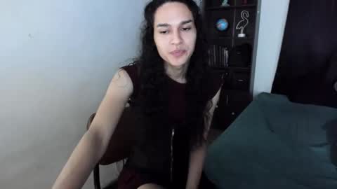 helena_spellman online show from 11/15/25, 09:54