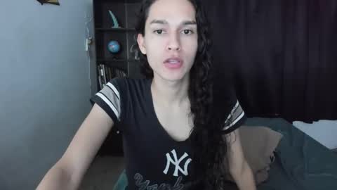helena_spellman online show from 05/22/26, 03:46