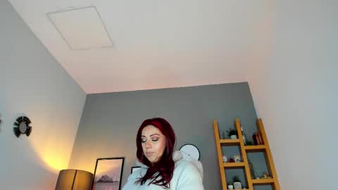 Helena online show from 09/26/25, 11:58
