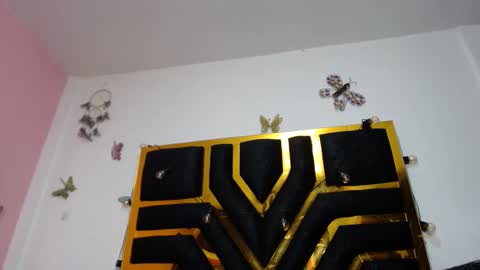 Snapshot of helenahotwet chatting on 03/07/25, 06:43 helenahotwet online show from 03/07/25, 06:43