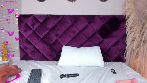 H E L E N A  online show from 02/21/25, 04:40