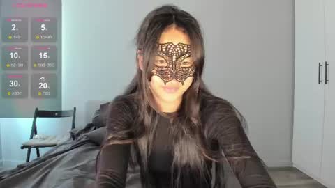 Hi I am Helen online show from 06/23/26, 02:09