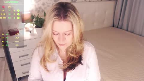 Snapshot of helenbonham chatting on 01/21/25, 04:43 Helena Bonham online show from 01/21/25, 04:43