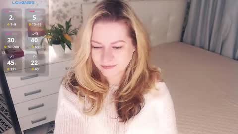 Snapshot of helenbonham chatting on 02/04/25, 04:26 Helena Bonham online show from 02/04/25, 04:26