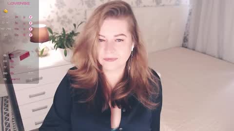 Snapshot of helenbonham chatting on 09/24/25, 11:46 Helena Bonham online show from 09/24/25, 11:46