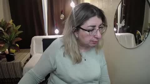 helenenigma online show from 03/03/25, 04:58