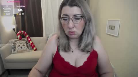 helenenigma online show from 11/25/25, 07:36