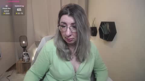 helenenigma online show from 02/20/26, 07:47