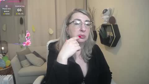 helenenigma online show from 04/06/26, 04:57