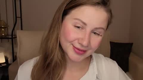 Helen online show from 10/09/25, 02:20