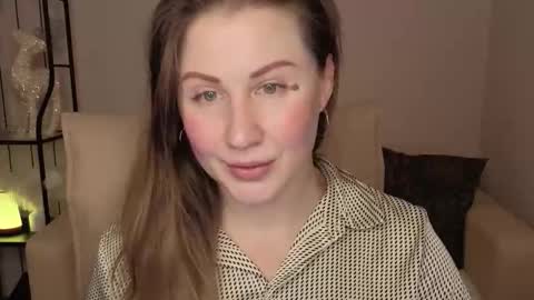 Snapshot of helens_lov chatting on 01/11/26, 02:27 Helen online show from 01/11/26, 02:27