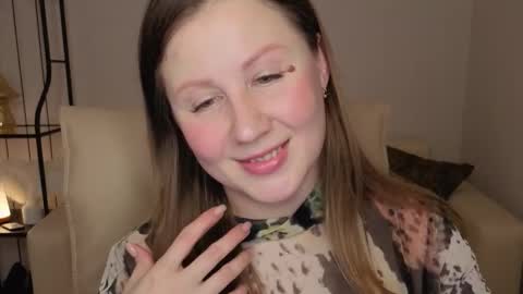 Snapshot of helens_lov chatting on 02/01/26, 01:26 Helen online show from 02/01/26, 01:26