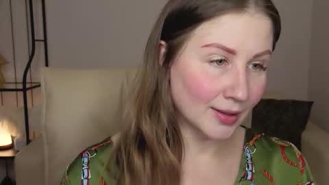 Snapshot of helens_lov chatting on 02/06/26, 06:18 Helen online show from 02/06/26, 06:18