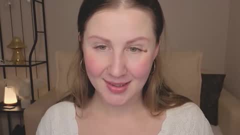 Snapshot of helens_lov chatting on 02/16/26, 07:37 Helen online show from 02/16/26, 07:37