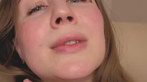 Helen online show from 03/07/26, 02:19