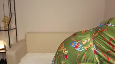 Helen online show from 03/31/26, 01:51