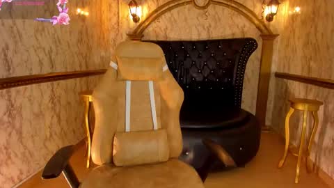 Helen or Hells online show from 11/15/25, 12:02