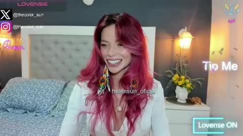Helen online show from 05/22/26, 02:08
