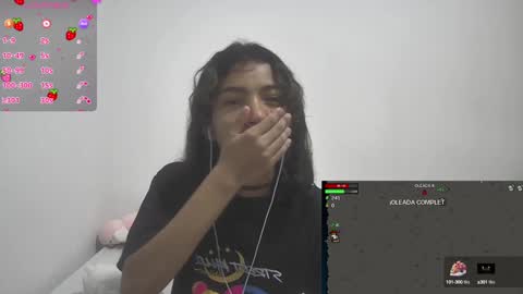 Snapshot of helia_n_amy chatting on 01/13/25, 05:33 Helia Transfem and Amy online show from 01/13/25, 05:33