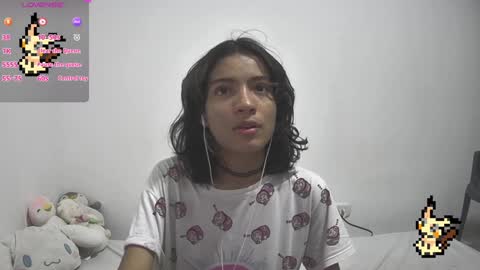 Snapshot of helia_n_amy chatting on 01/23/25, 09:39 Helia Transfem and Amy online show from 01/23/25, 09:39