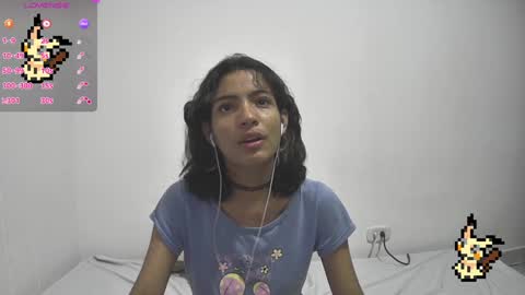 Snapshot of helia_n_amy chatting on 01/29/25, 05:40 Helia Transfem and Amy online show from 01/29/25, 05:40