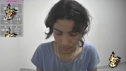 Snapshot of helia_n_amy chatting on 02/01/25, 02:16 Helia Transfem and Amy online show from 02/01/25, 02:16