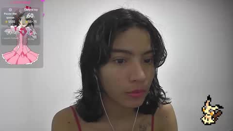 Snapshot of helia_n_amy chatting on 02/12/25, 05:26 Helia Transfem and Amy online show from 02/12/25, 05:26